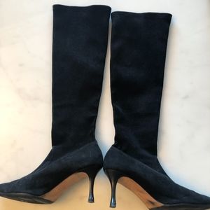 Manolo Blahnik Knee high Suede Boots